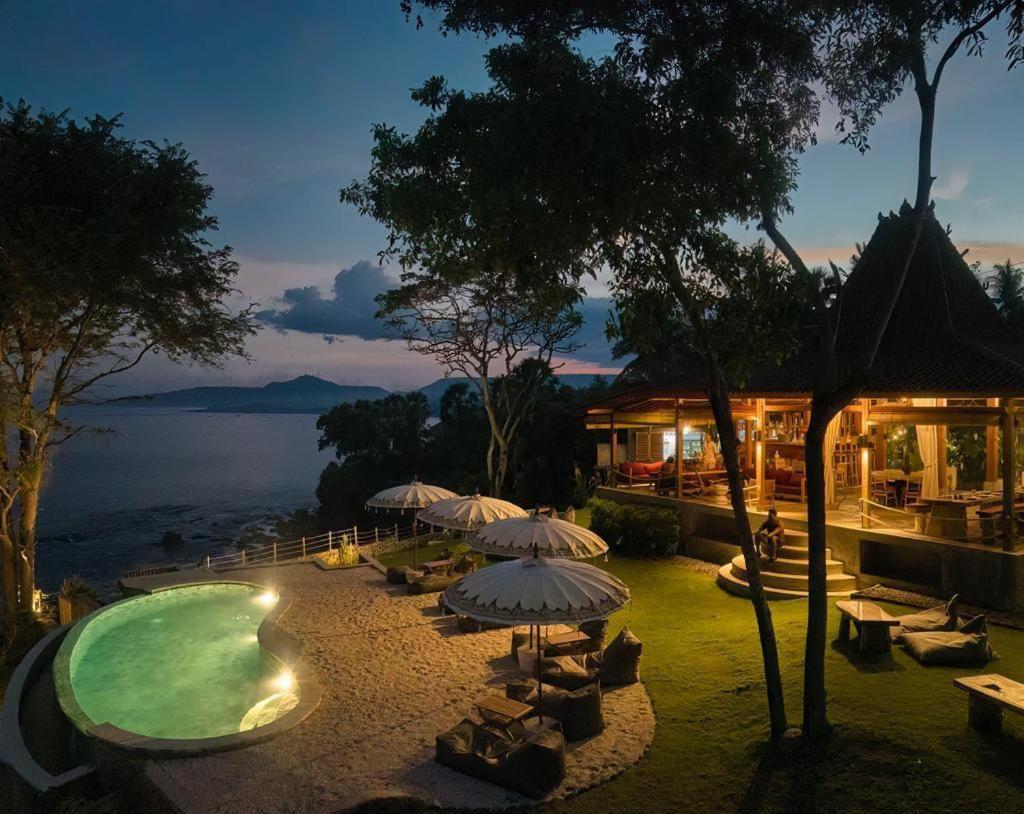Bali Cliff Glamping Tente de luxe Seraya